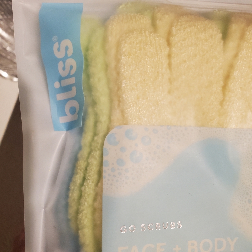 Set Of Three Exfoliating Gloves
